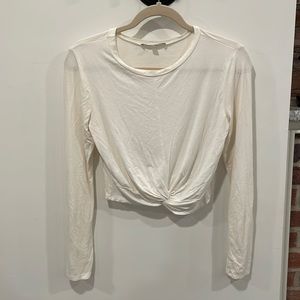 WHITE KNOT FRONT LONG SLEEVE TOP - MEDIUM
